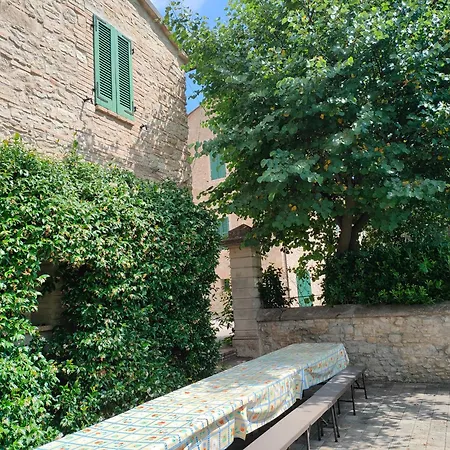 La Panoramica Avenale