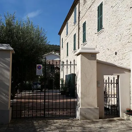 La Panoramica Avenale