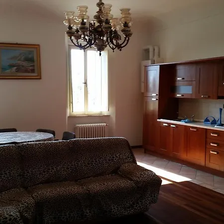 La Panoramica Avenale